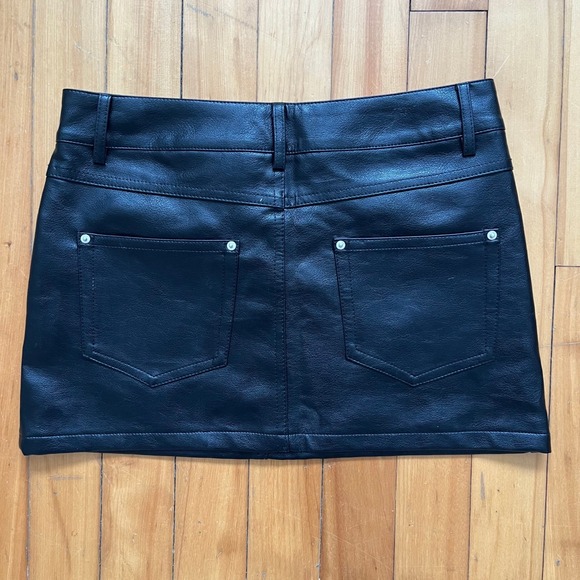 Edikted Black Faux Leather Mini Skirt XS Vegan Leather 5-Pocket Moto Style - Picture 2 of 11